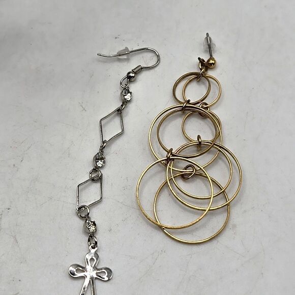 "5/$25" Mismatched Long Gold/Silver Cross/Circle Dangle Earrings - Picture 3 of 7
